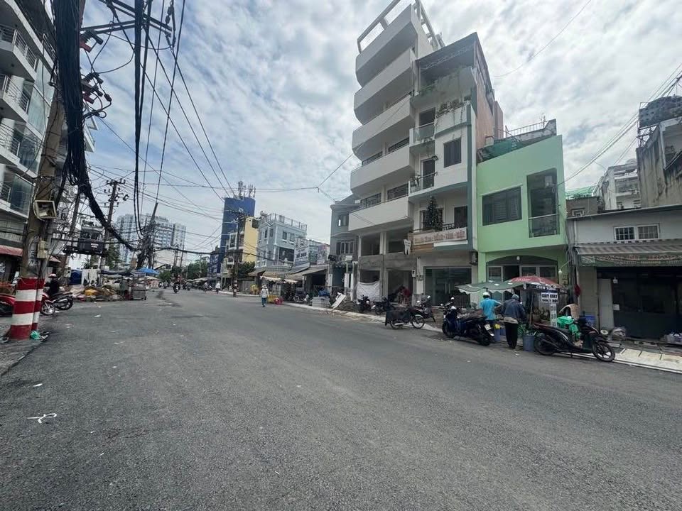 Mặt tiền Chu Văn An, Bình Thạnh - Cơ hội kinh doanh đắc địa, xây mới 5-6 tầng