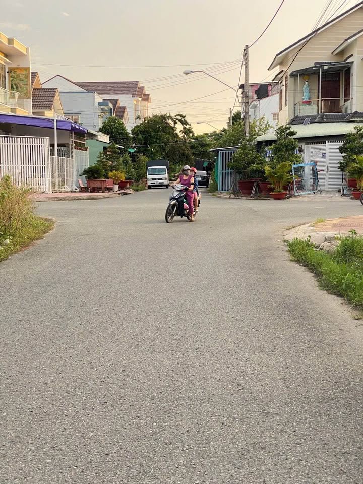 Nhà 1,85 tỷ, hướng Đông Nam, Vĩnh Long - Sẵn sàng đón chủ mới