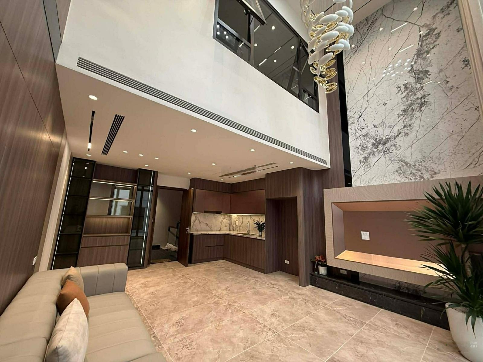 Đội cấn - ba đình 55m - 24.7tỷ - kinh doanh - phân lô - oto tránh - thang máy