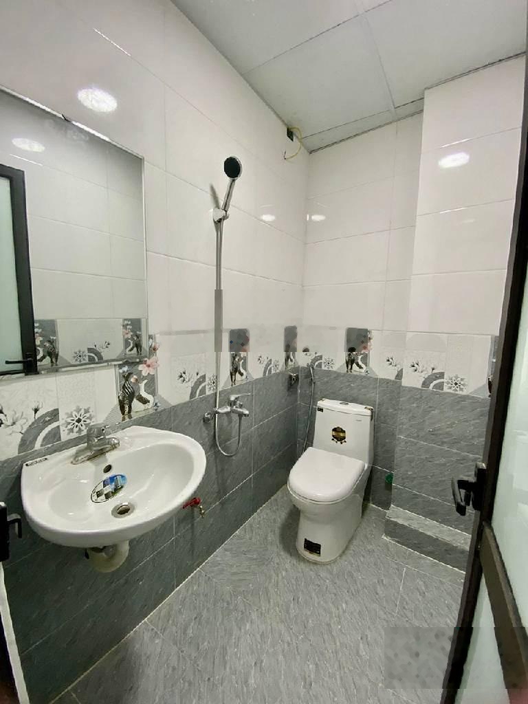 Nhà 4 tầng 4 phòng ngủ tại Yên Nghĩa, Hà Đông 4,1 tỷ