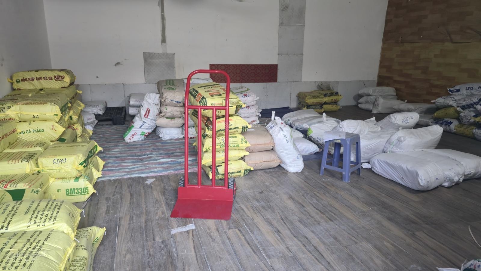 Cho thuê kho, xưởng 50m2 tại Nguyễn Văn Cừ, 3,5 triệu, Long Biên, Hà Nội