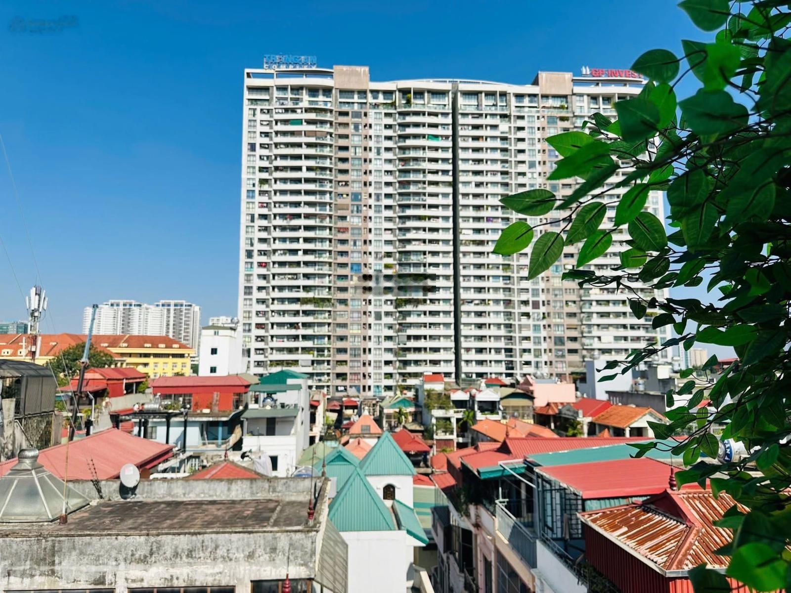 Siêu phẩm ccmn ô tô tránh phố phùng chí kiên, cầu giấy- 72 m2 x 7t thang máy, mt 4,2 m- 35 tỷ .