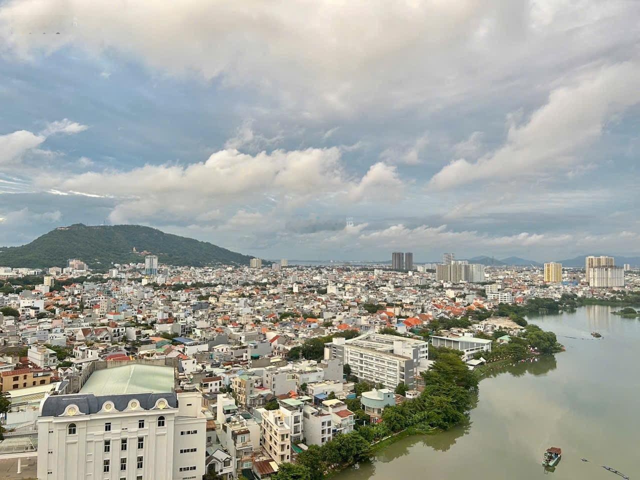 Bán căn hộ Melody Vũng Tàu 1 phòng ngủ giá 2tỷ5. LH 0929968986