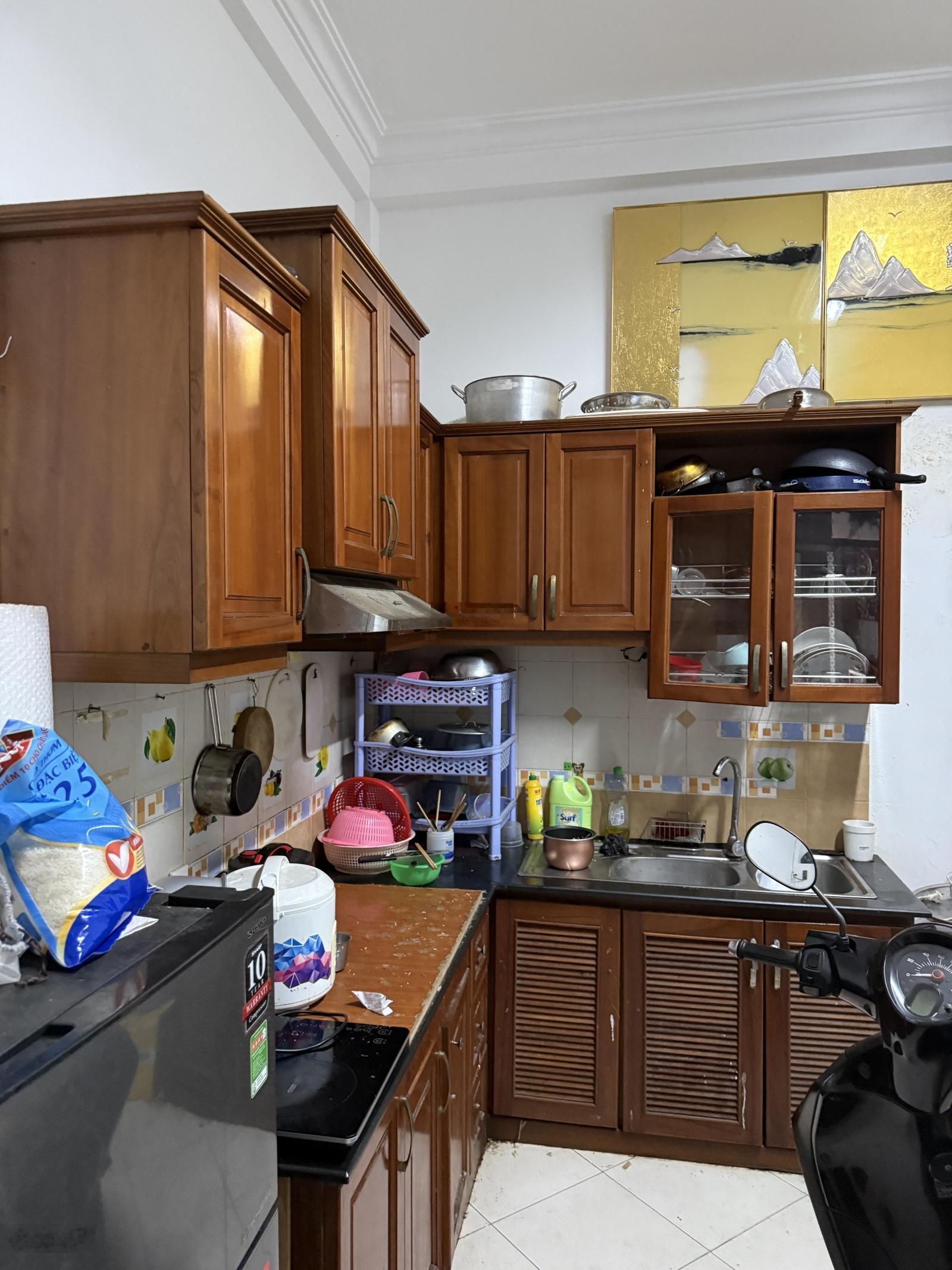 Bán nhà mặt tiền đường 16m, đang kinh doanh, gần công viên, sát trường Đại Học, gần khu chung cư