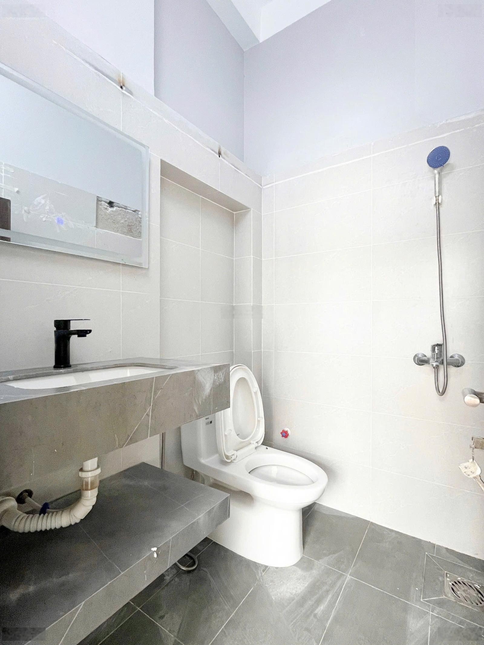 Căn hộ cho thuê tô hiến thành quận 10 ban công thoáng full nội thất ở ngay