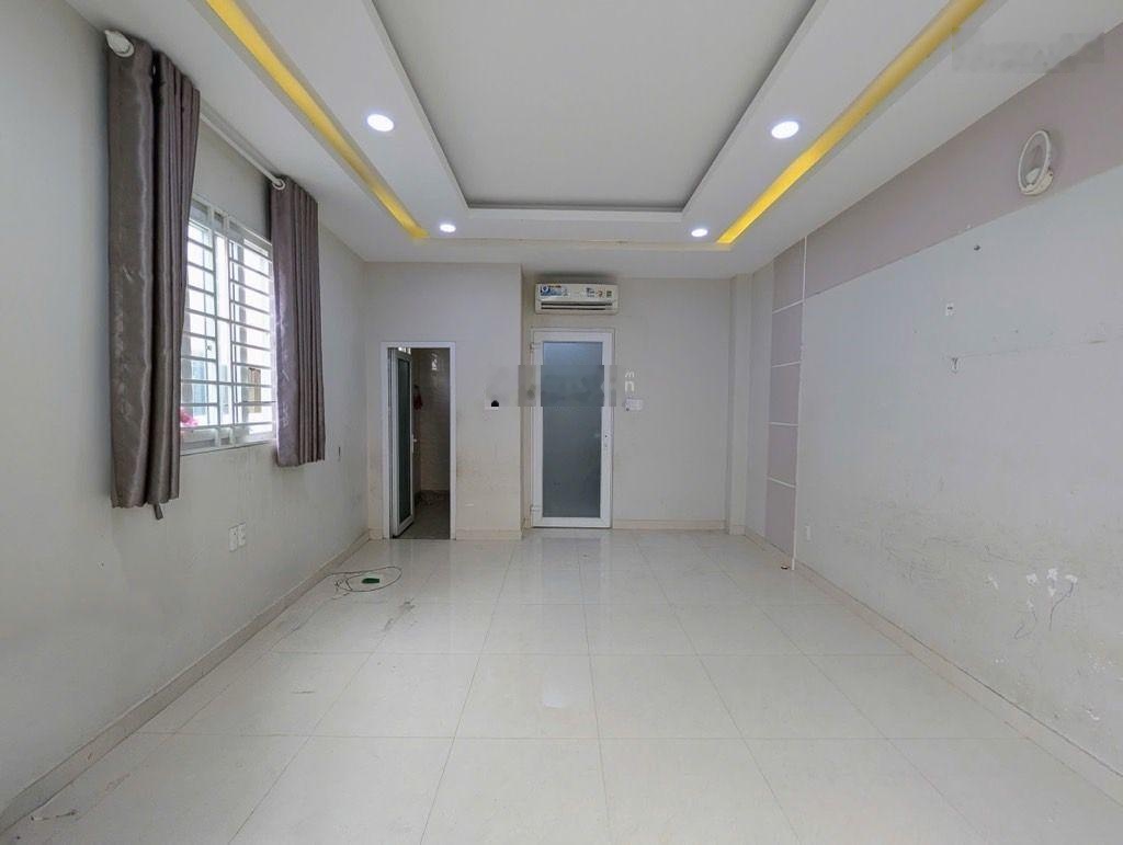 Hiếm chỉ nhỉnh 6 tỷ, nhà 4*8, 4 tầng, ngay phan xích long- chủ gấp bán