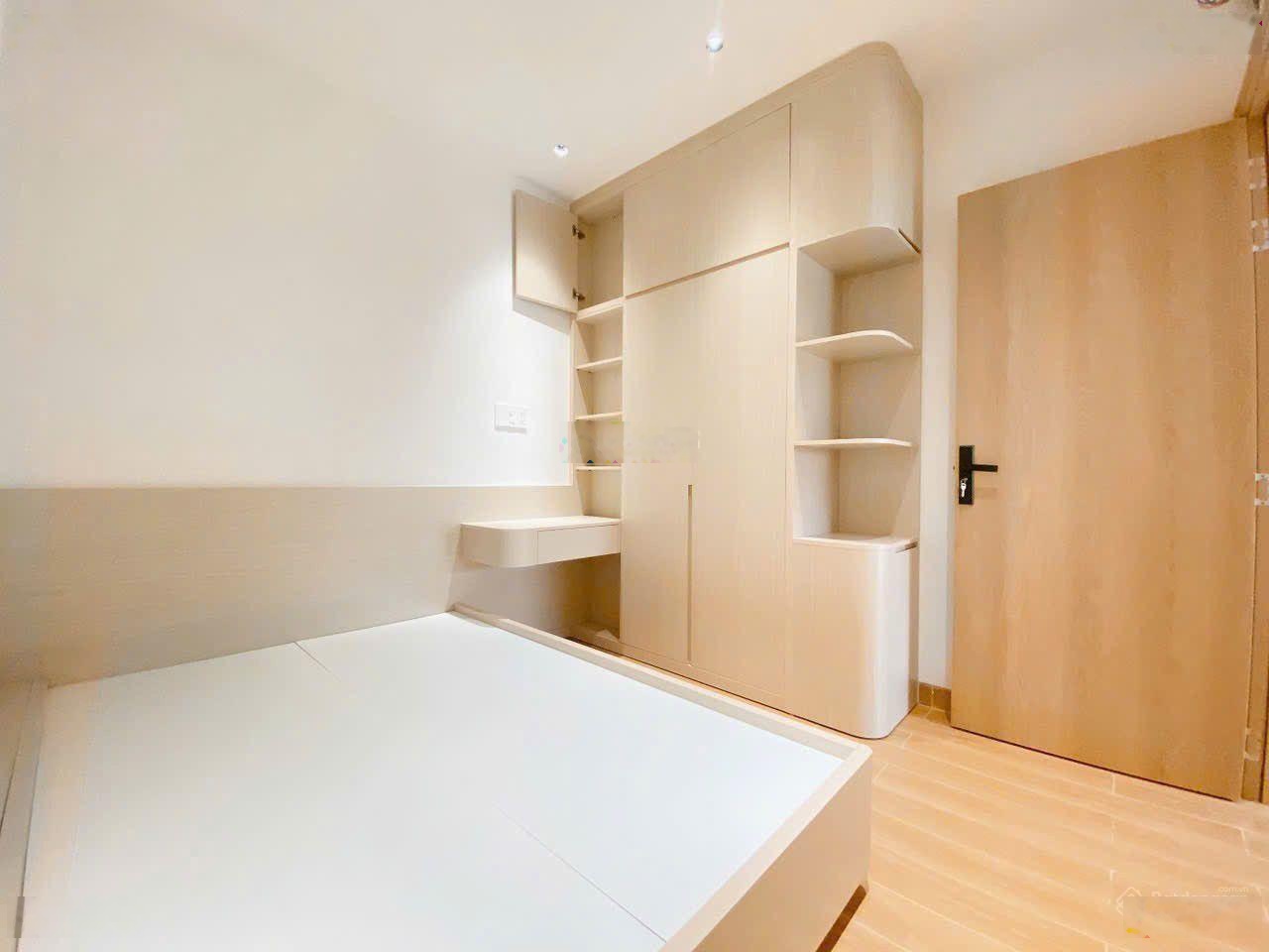 Bán nhà mới full nội thất 4 tầng cạnh đầm sen giáp quận 11 chỉ hơn 6 tỷ tl