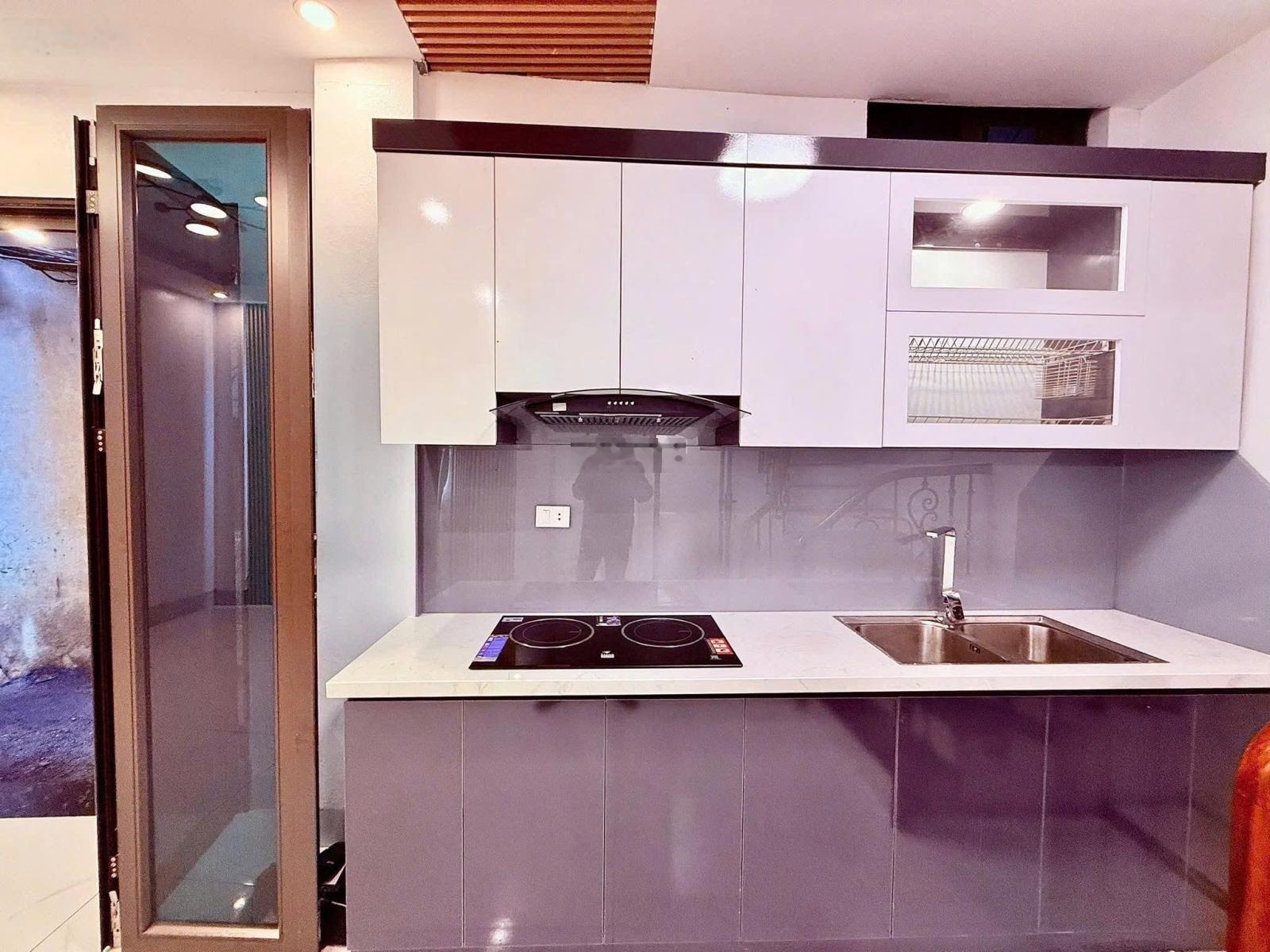 Siêu Kim phẩm kim Hoa 30m 4T MT 6.4m giá 7.85 tỷ Đống Đa Hà nội,nhà đẹp,,ganaf phố,10m ra oto ,kd