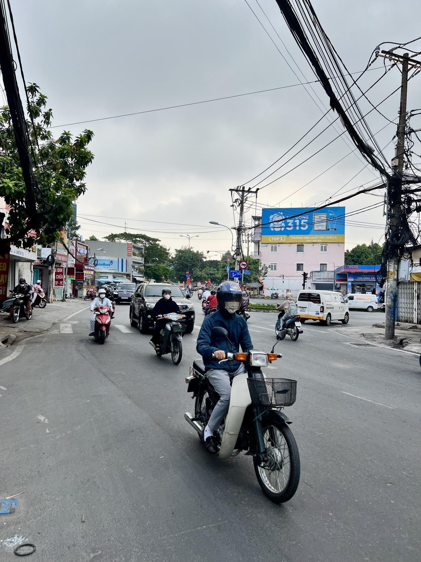 Bán nhà Hiệp Phú Quận 9, sau lưng mặt tiền Lê Văn Việt, 69m2, 5PN, Sổ hồng 2024.