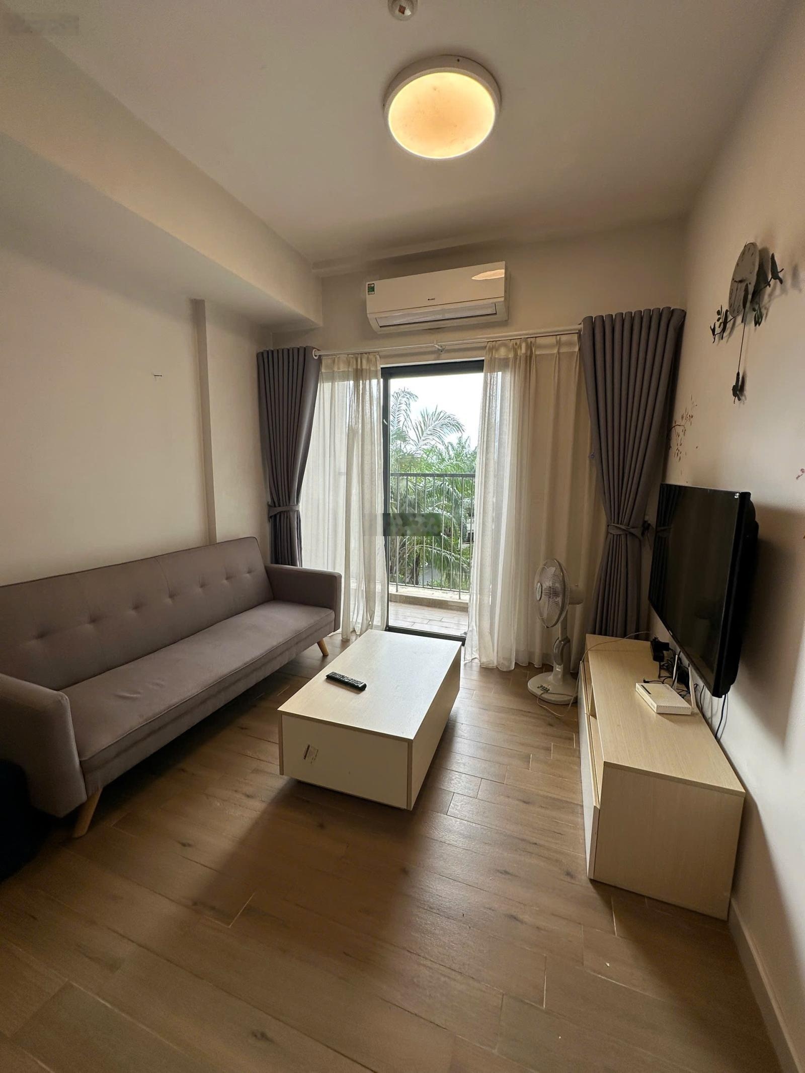 Bán nhanh 2 tỷ 7 căn 45m2 (1 phòng ngủ + ) nhà có đồ chỉ mang quần áo về ở