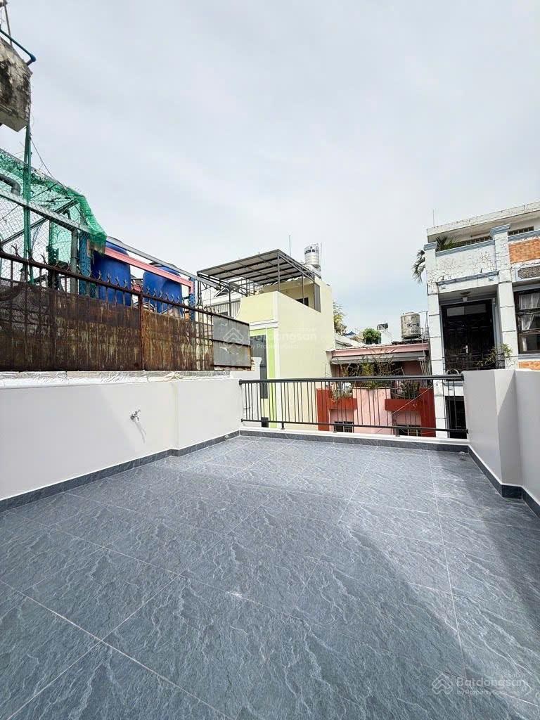 Giảm tiếp 500 triệu, trường chinh, quận tân bình, 60m2, 3 tầng, hxh, sổ vuông vức, nở hậu nhẹ