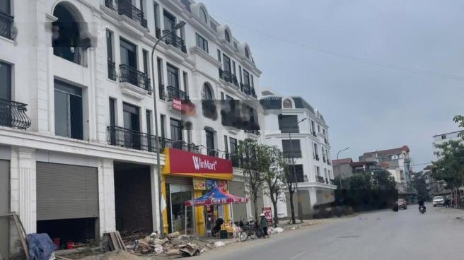 Bán nhà khu nhân hoà Phố Nối. Diện tích 87,5m . Mặt tiền 5m . Xây 5 tầng. Giá 8,5 tỷ