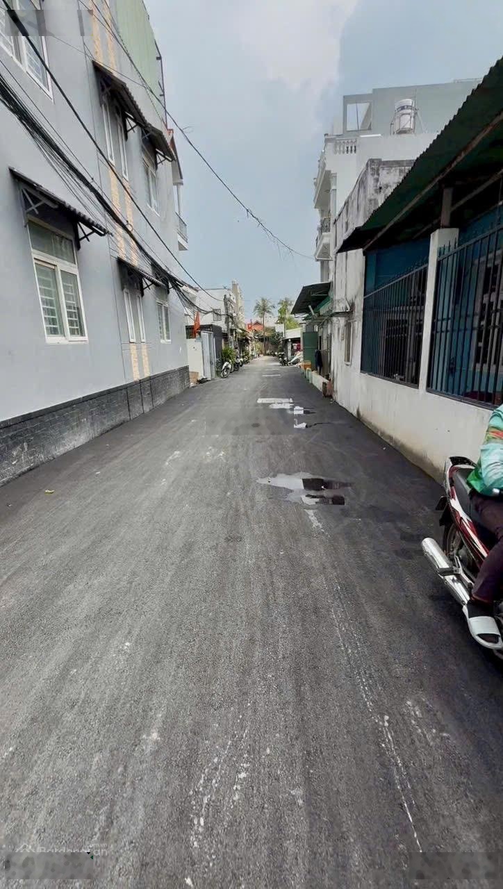 Nhà đẹp hạ giá đón tết 130 triệu. Nhà 2 tầng ngang 5x12 TX25