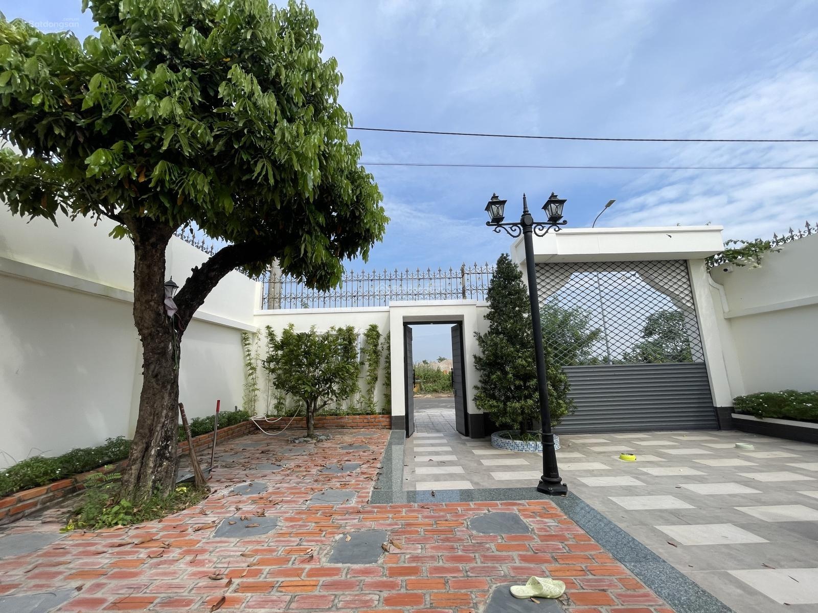 Cần bán biệt thự KDC Hùng Vương