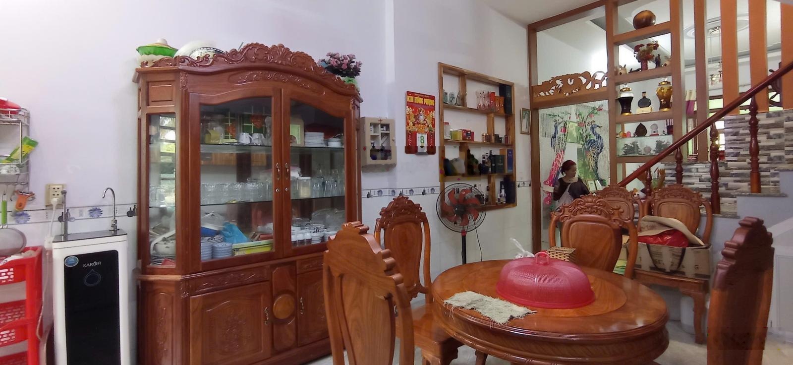 Bán nhà 1 trệt 1 lầu đường 6m, gần Chợ Bửu Hòa, Biên Hòa, 78m2, giá 2 tỷ 800.