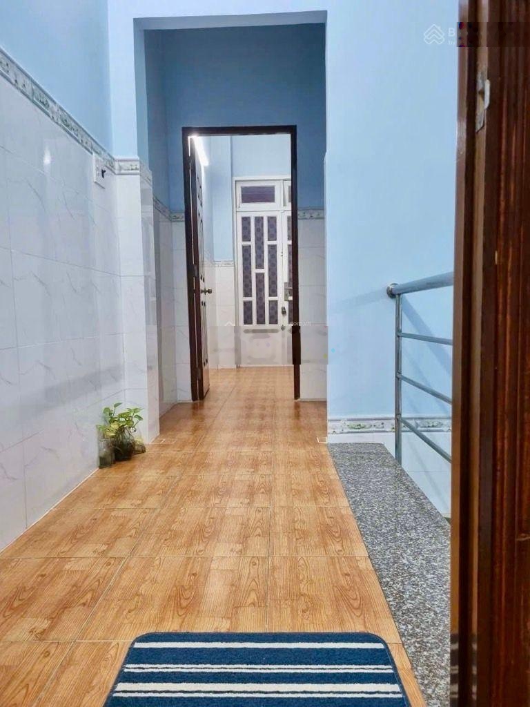 Bán căn nhà khu dân cư bùi minh trực. đối diện trường mầm non.