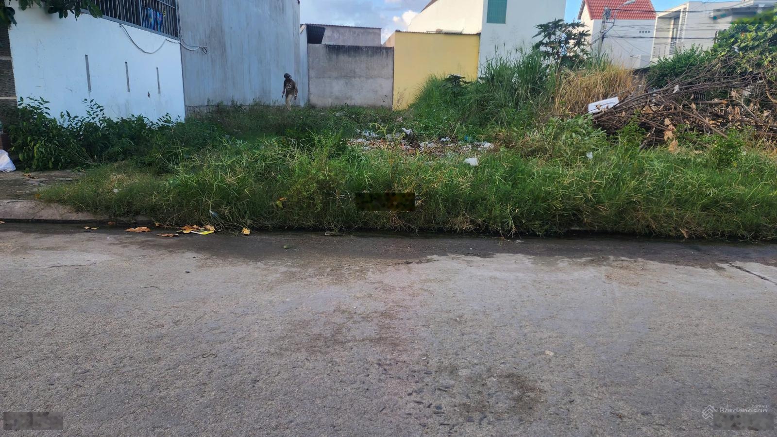 Bán gấp lô TĐC Bầu Gáo ngay TT Diên Khánh, Đường 9m, cách bờ kè Trần Phú 50m, sổ hồng, gần chợ