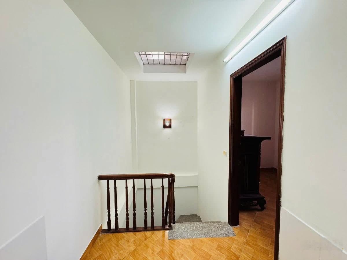 Hàng siêu đẹp Tân Mai - Nguyễn Chính diện tích 35m, mặt tiền 4m giá cực kỳ hợp lý. Lh 0912002552