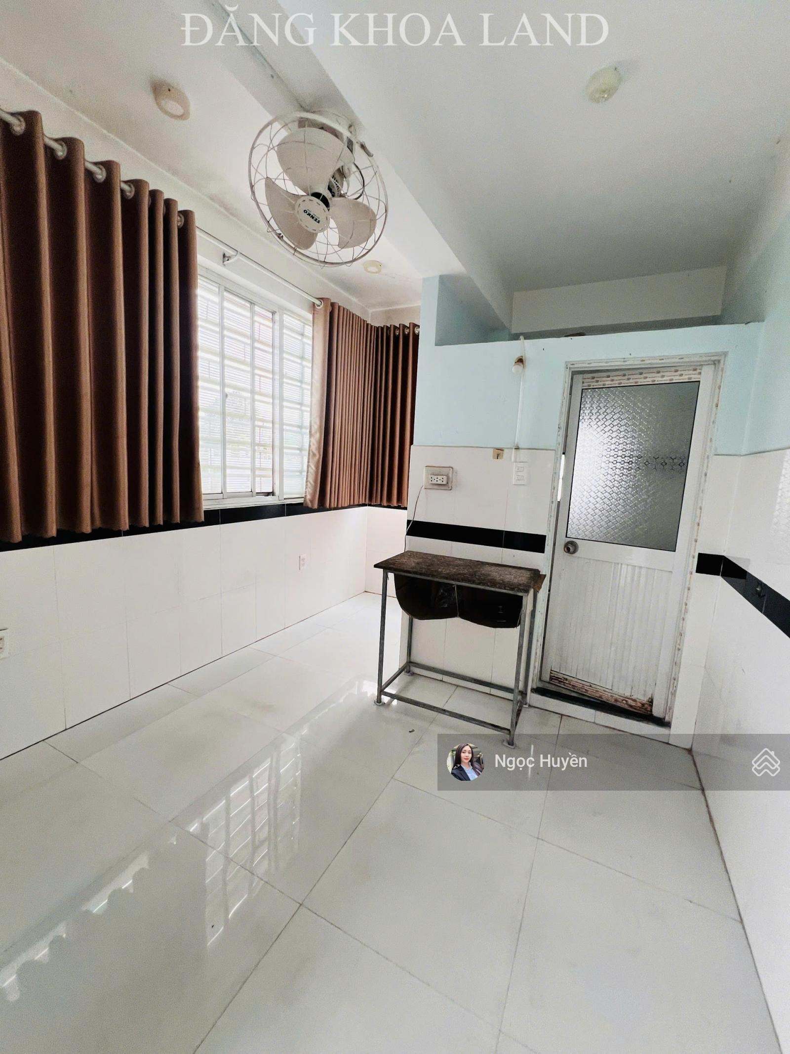 CHDV 5 tầng VIP - gần Hoàng Diệu 2 - thu nhập 50tr/th - HXH - có PCCC - sát mặt tiền