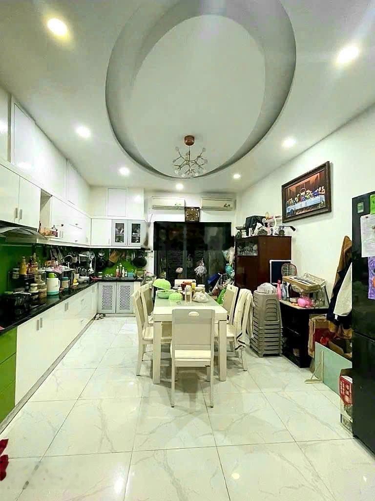 Chỉ 3Tỷ450/63,8m2 nhà đường 2 làn oto 6m Trần Minh Quyền-P10-Q10 cho thuê 21tr gần nhà hát Hoà Bình