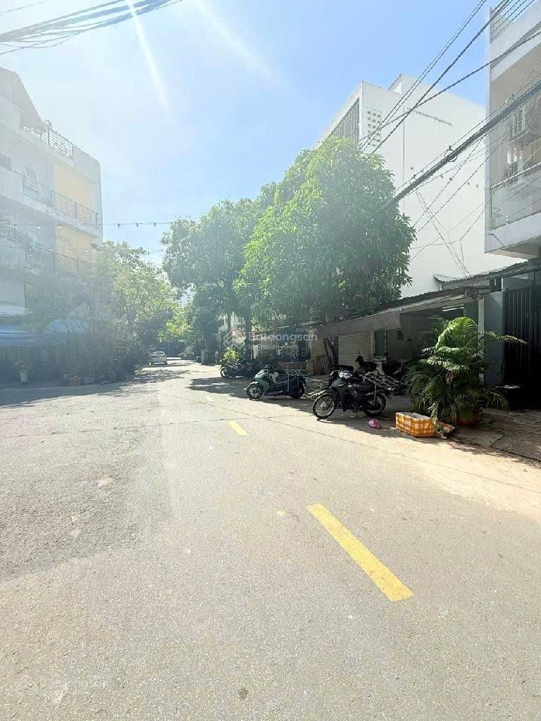 Q. 7, sở hữu ngay đất đẹp, 4.6x22m, MT Đường Số 1, ngay chợ Lý Phục Man, 9.5 tỷ