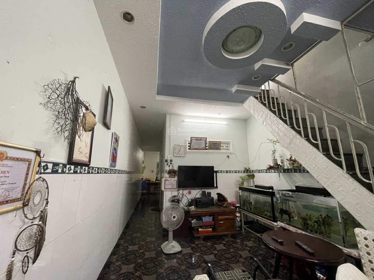 Trung tâm thành phố giá rẻ duy nhất, dù rất yêu quý vì chở con đi học và sinh hoạt tiện lợi