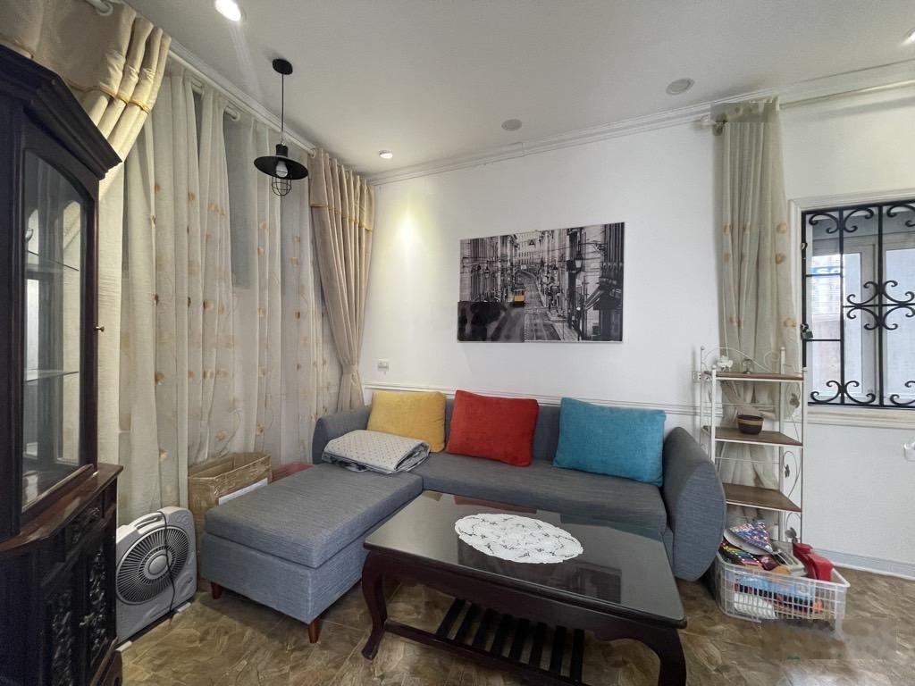 Nhà đẹp! trường chinh 55m, 5 tầng, 14 tỷ, 10m ra phố, trung tâm đống đa, ô tô sát gần, ở ngay