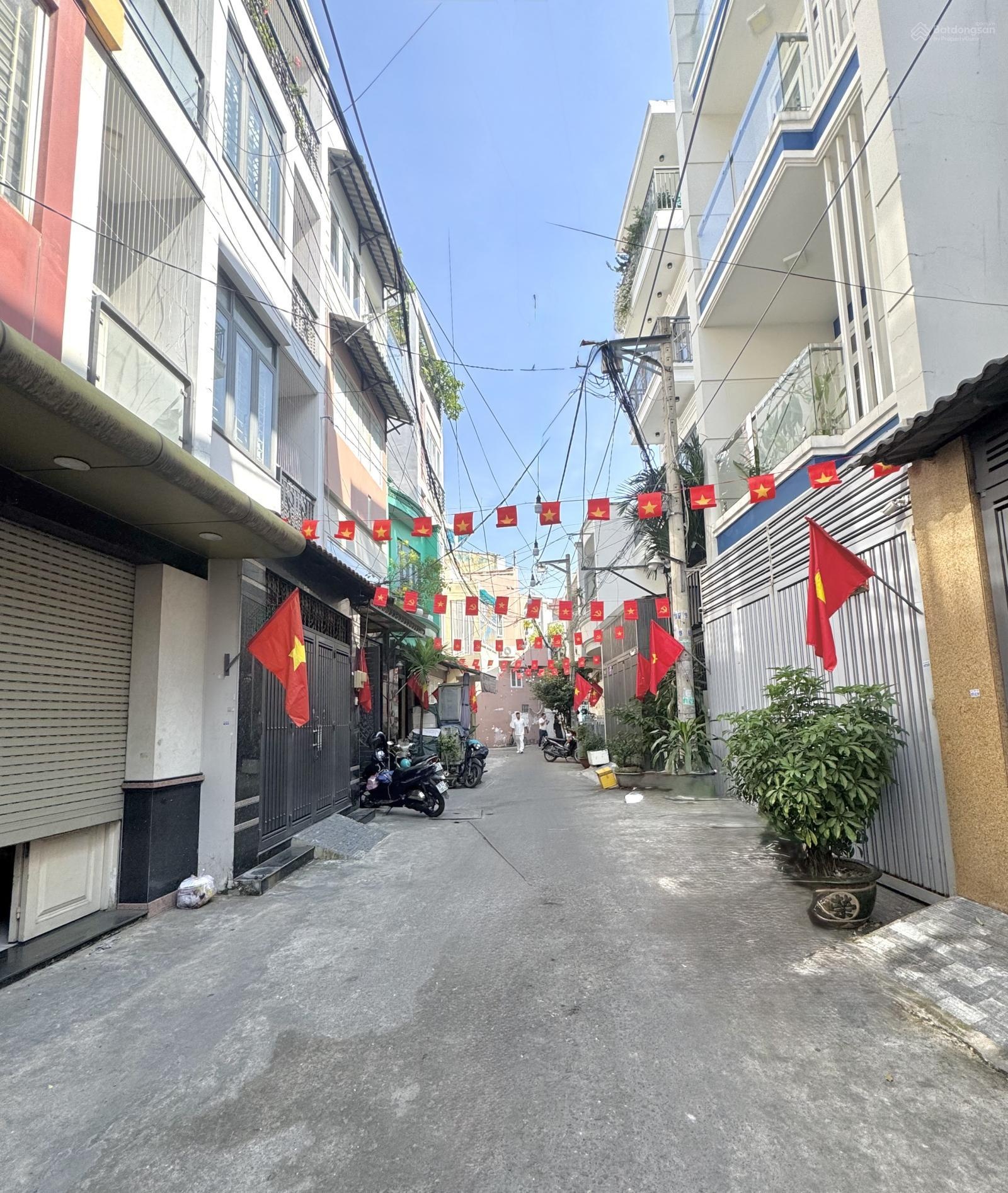 GIẢM 2.6tỷ gần chợ Bà Chiểu đường Hoàng Hoa Thám - hẻm OTO 5m, 4Tầng (4 x 13) (4P ngủ)