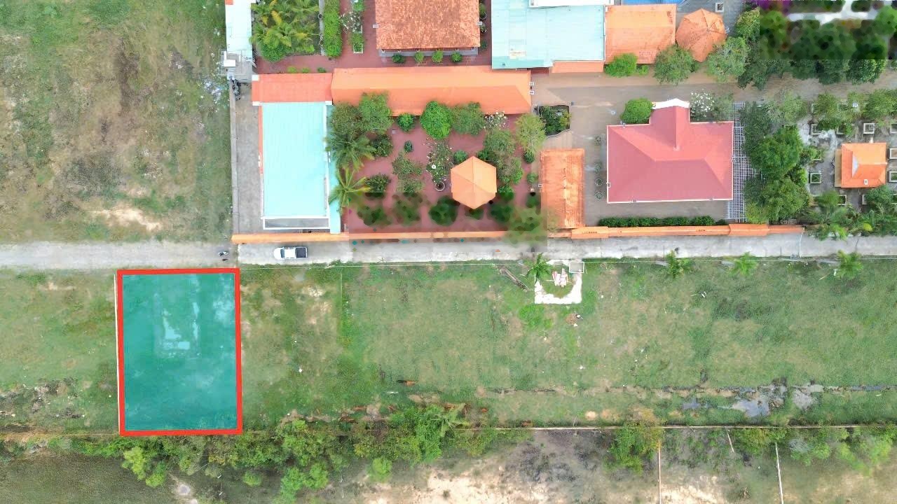 2/Võ Thị Sáu, xã Phú Đông, diện tích 500m2, đường bêtông ô tô thoải mái, giá chỉ 4 tỷ