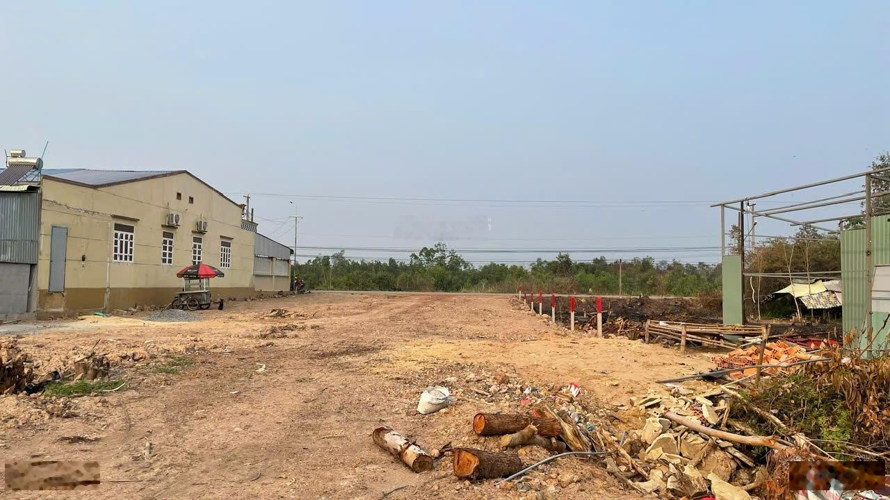 Chủ cần tiền gửi bán gấp lô đất DT: 52.826m2 - Ấp Thuận Tây, xã Lợi Thuận