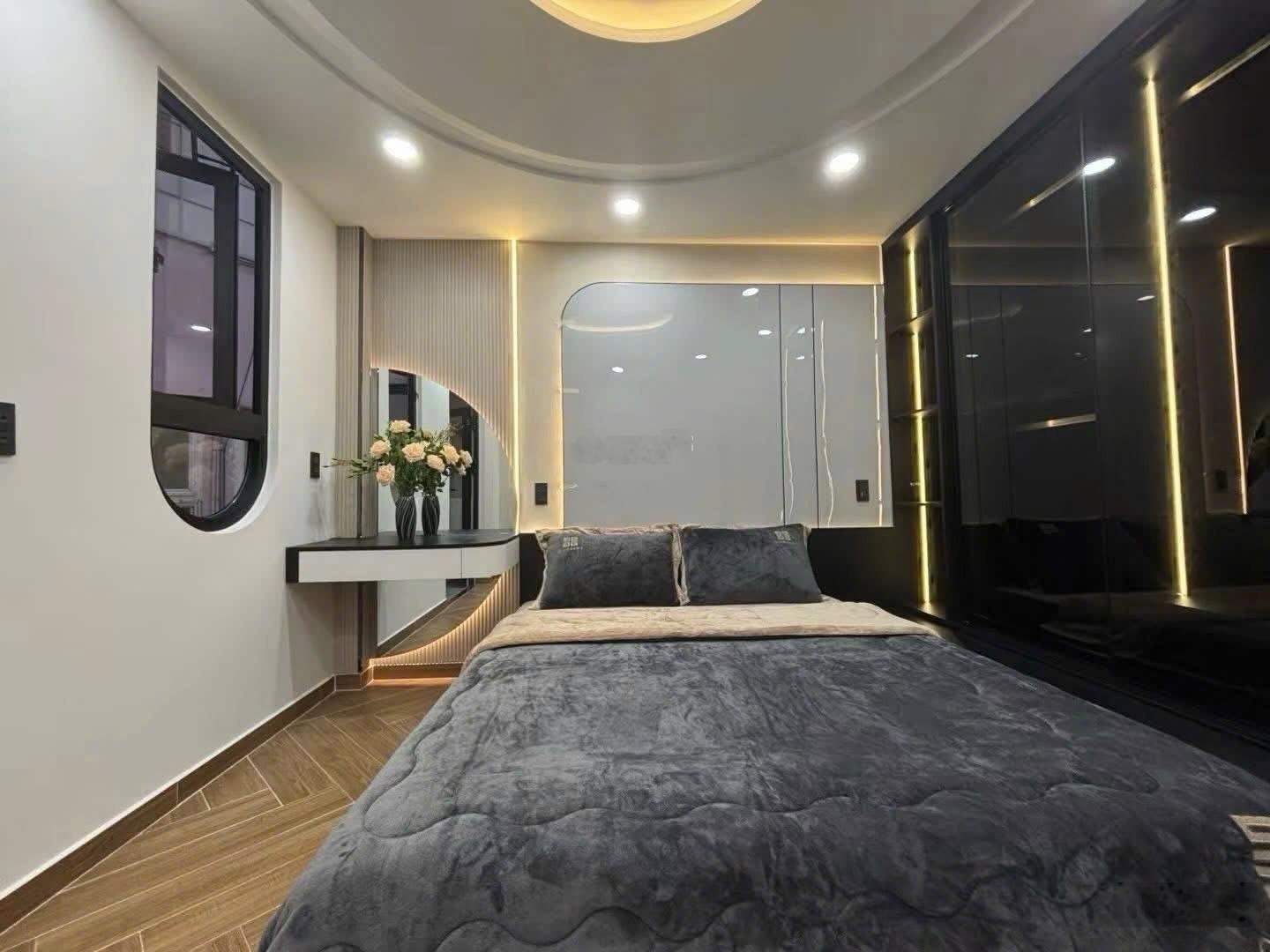 Nhà bán lê hoàng phái -p17-gò vấp