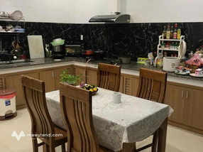 Bán nhà 3 tầng làng đại học thu 360tr/năm giá 8 tỷ x