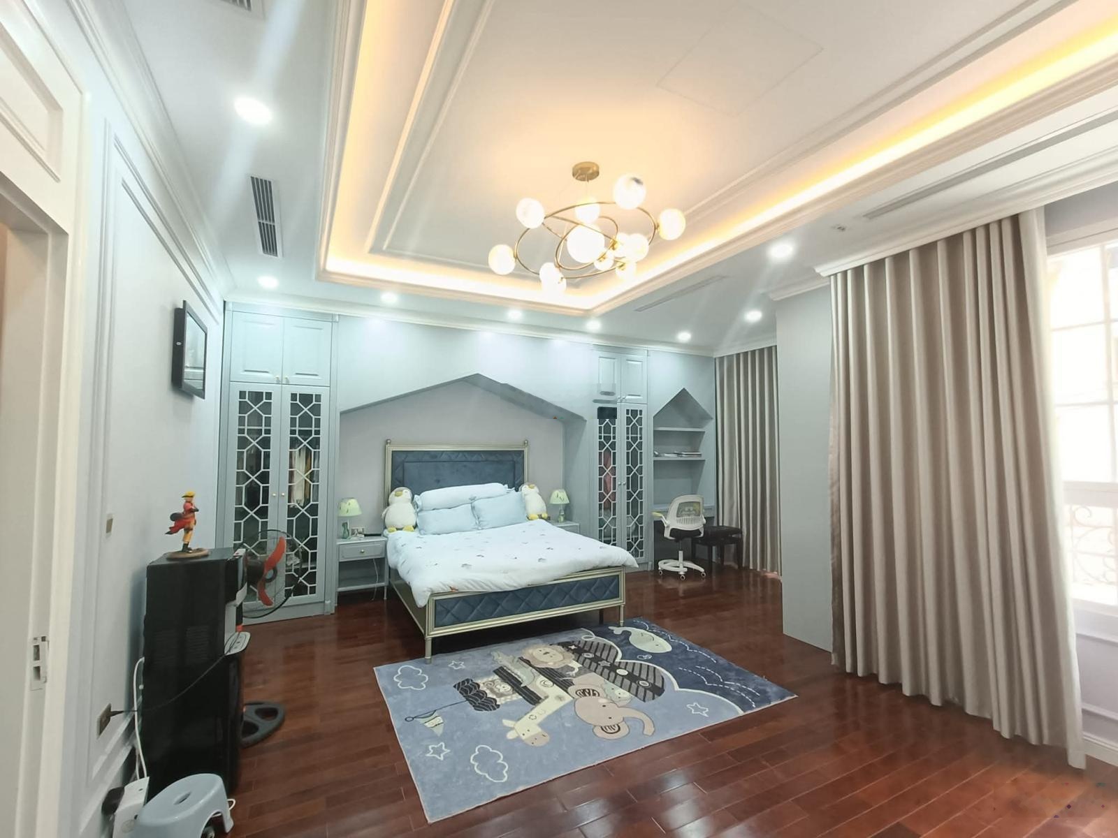 Bán nhà mặt phố vỉa hè, Doãn Kế Thiện, Cầu Giấy 60m2 7 tầng chào 28.8 tỷ có thương lượng