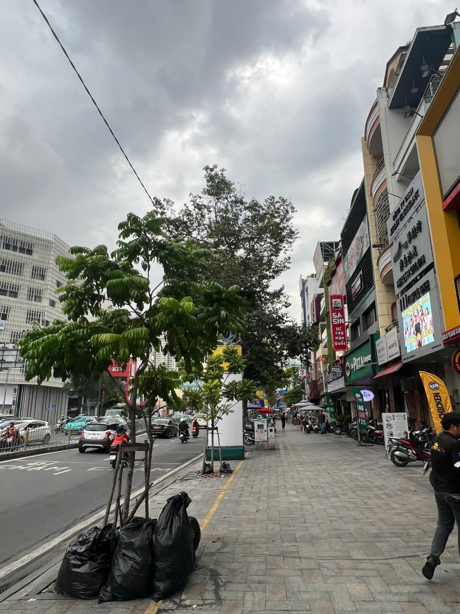 SIÊU VỊ TRÍ - 1 CĂN DUY NHẤT MT Nguyễn Thái Học, Quận 1, DT 4,5x21m, 3 tầng, HĐT 170tr/ th, 47 TỶ