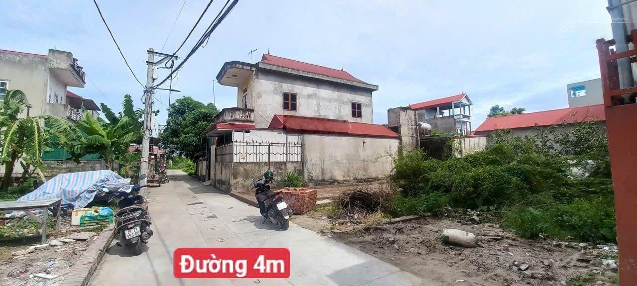 Bán đất Quang Minh đường 4 m thông gần bìa làng