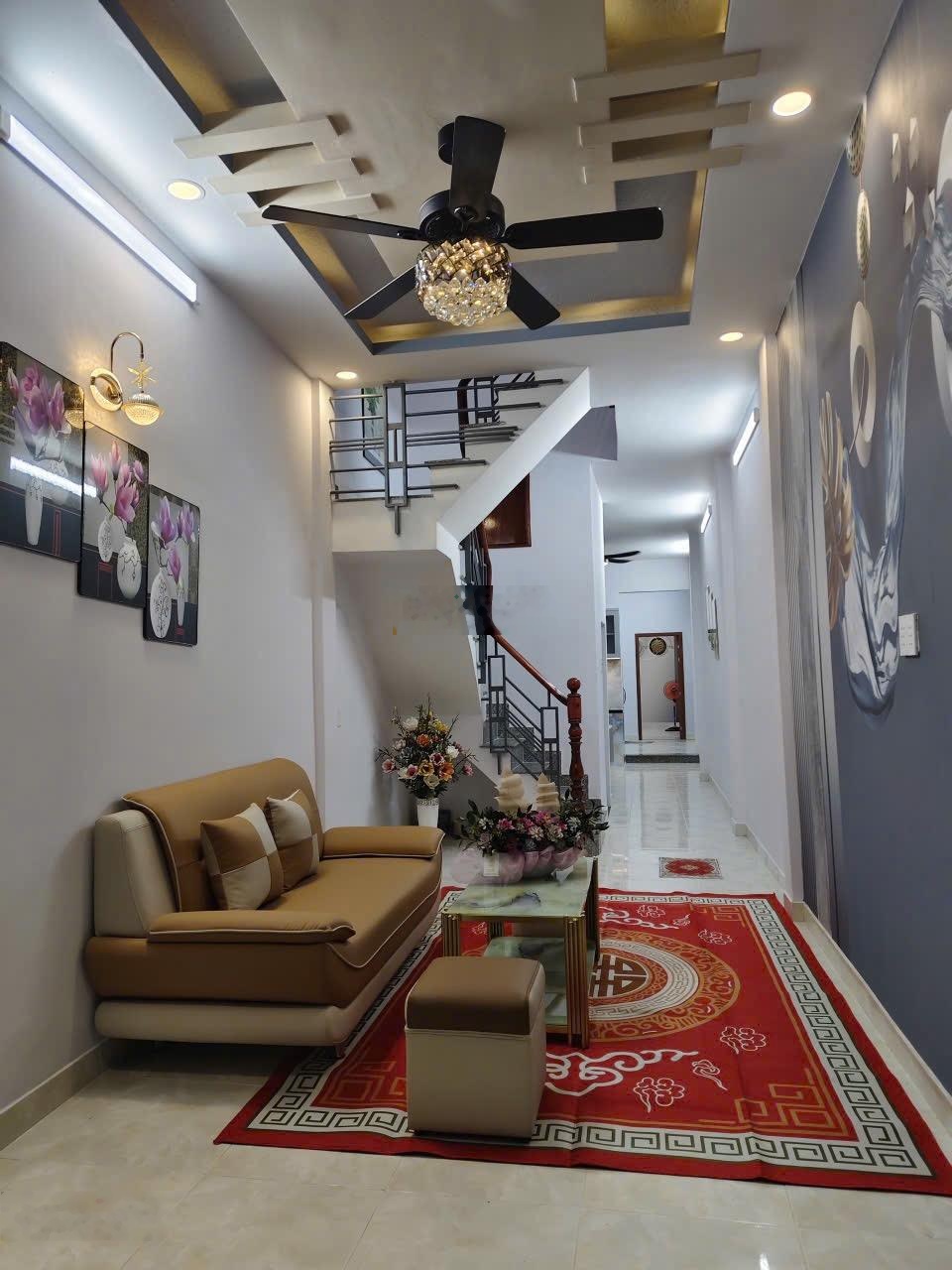 Chỉ 67,1m2 = 75,5tr/1m2 sở hữu nhà Quận 8. Nhà hẻm ba gác Bông Sao - P5 - Q8