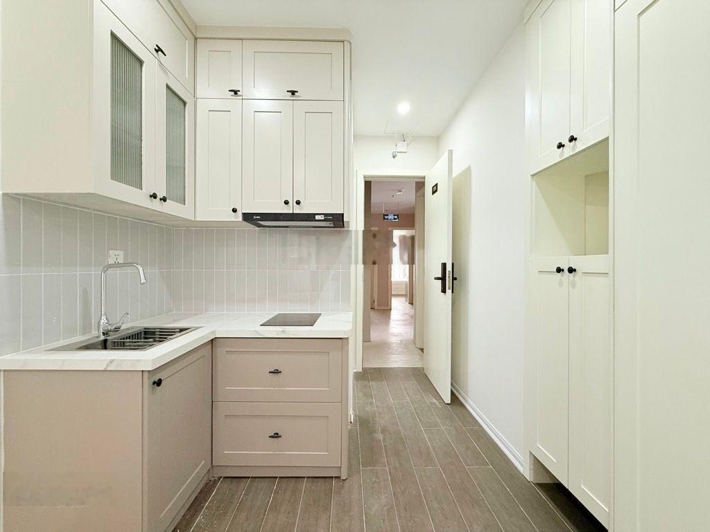 Minh Khai - Hai Bà Trưng - thang máy - dòng tiền - 96 m2 - 7 tầng - 21 phòng