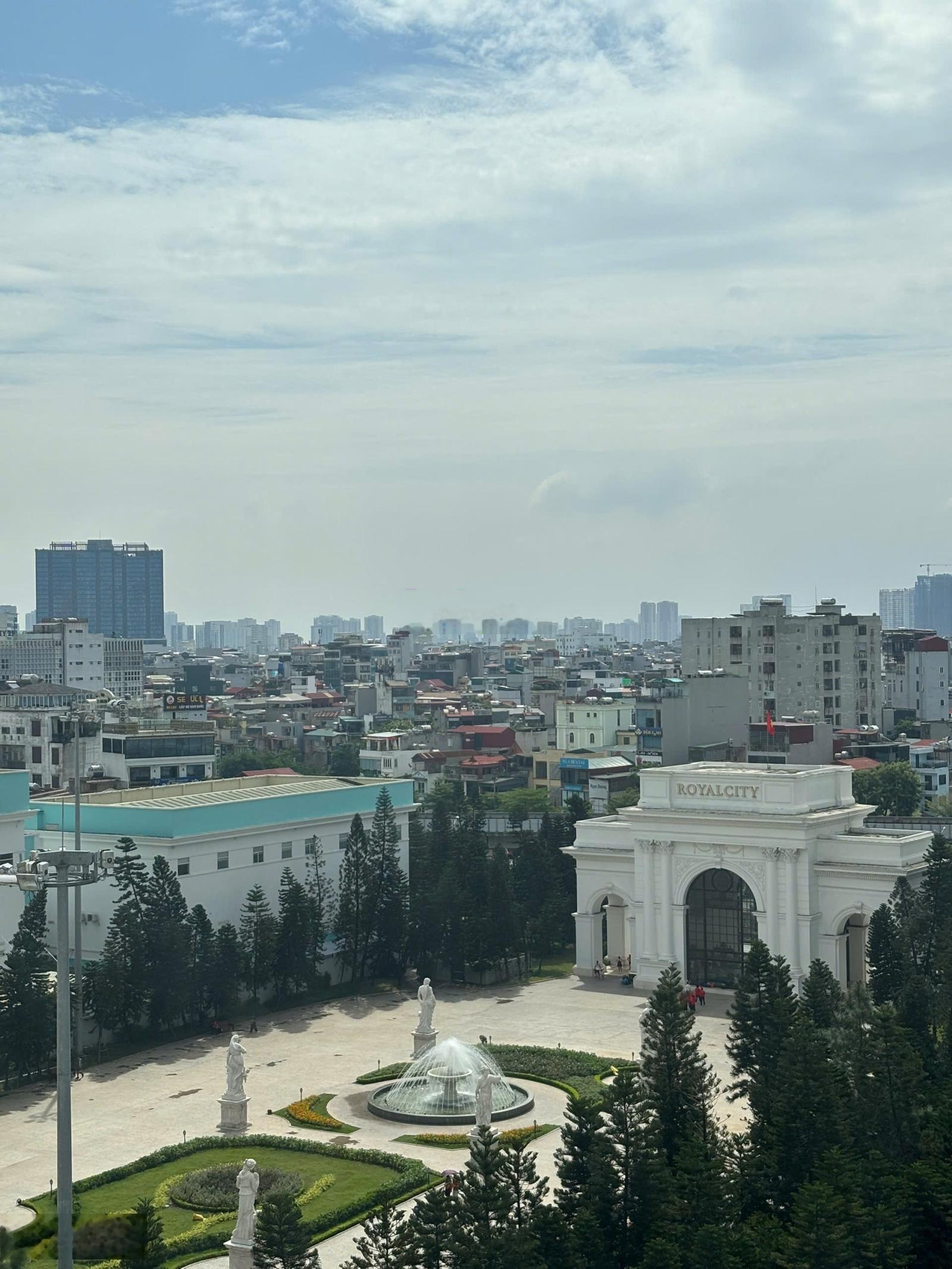 Chủ nhà thiện trí bán căn hộ trục r4.2x03 - giá nhỉnh 13 tỷ 0973049966