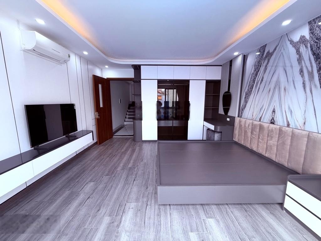 Bán gấp Nhà riêng 50m2, 3PN, 5WC, Ngọc Thụy, Long Biên, Hà Nội giá ưu đãi 15,2 tỷ