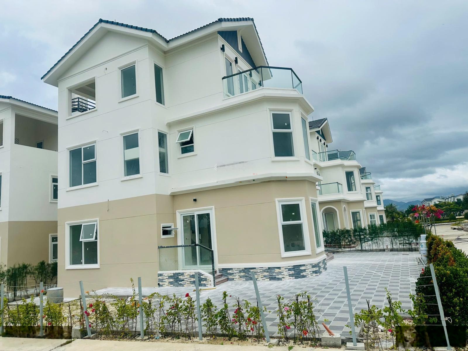 Bán suất ngoại giao MHDI Cam Ranh Biệt thự song lập giá từ 7 tỷ, sát sân bay