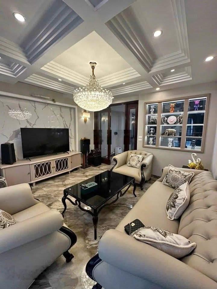 Nhà 72m2*7t tân mai, gara, 6 phòng ngủ, thang máy, 2 mặt thoáng