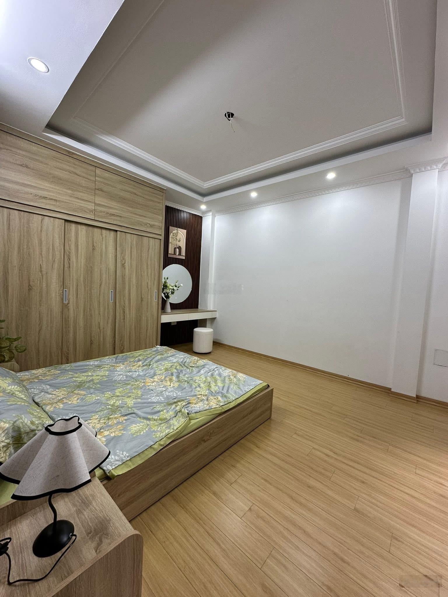 Nhà riêng Đào Tấn, ngõ 3m thông, 1 phút ra phố, ô tô đỗ ngày đêm, xây mới, full NT, QH ổn 46m2 * 5T