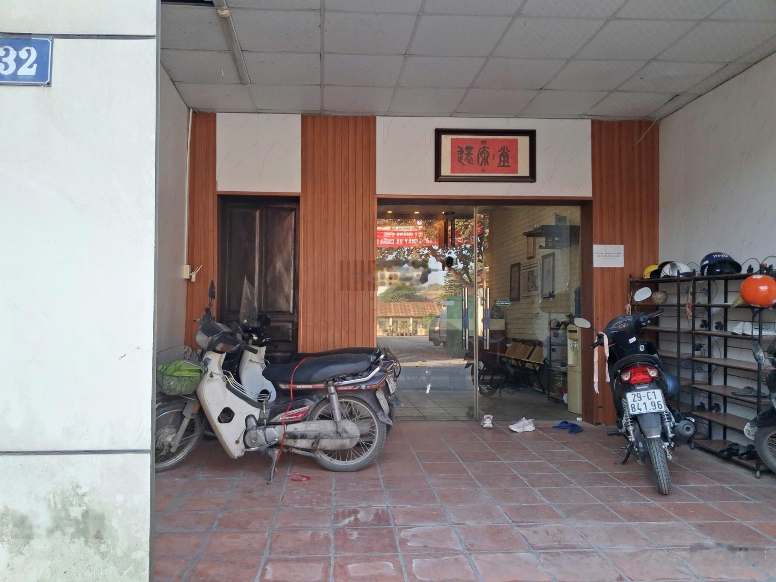 Cho thuê nhà mặt phố Thịnh Liệt, DT 130m2, mặt tiền 5m, 3 tầng: Cà phê, văn phòng, hộ gia đình 25tr