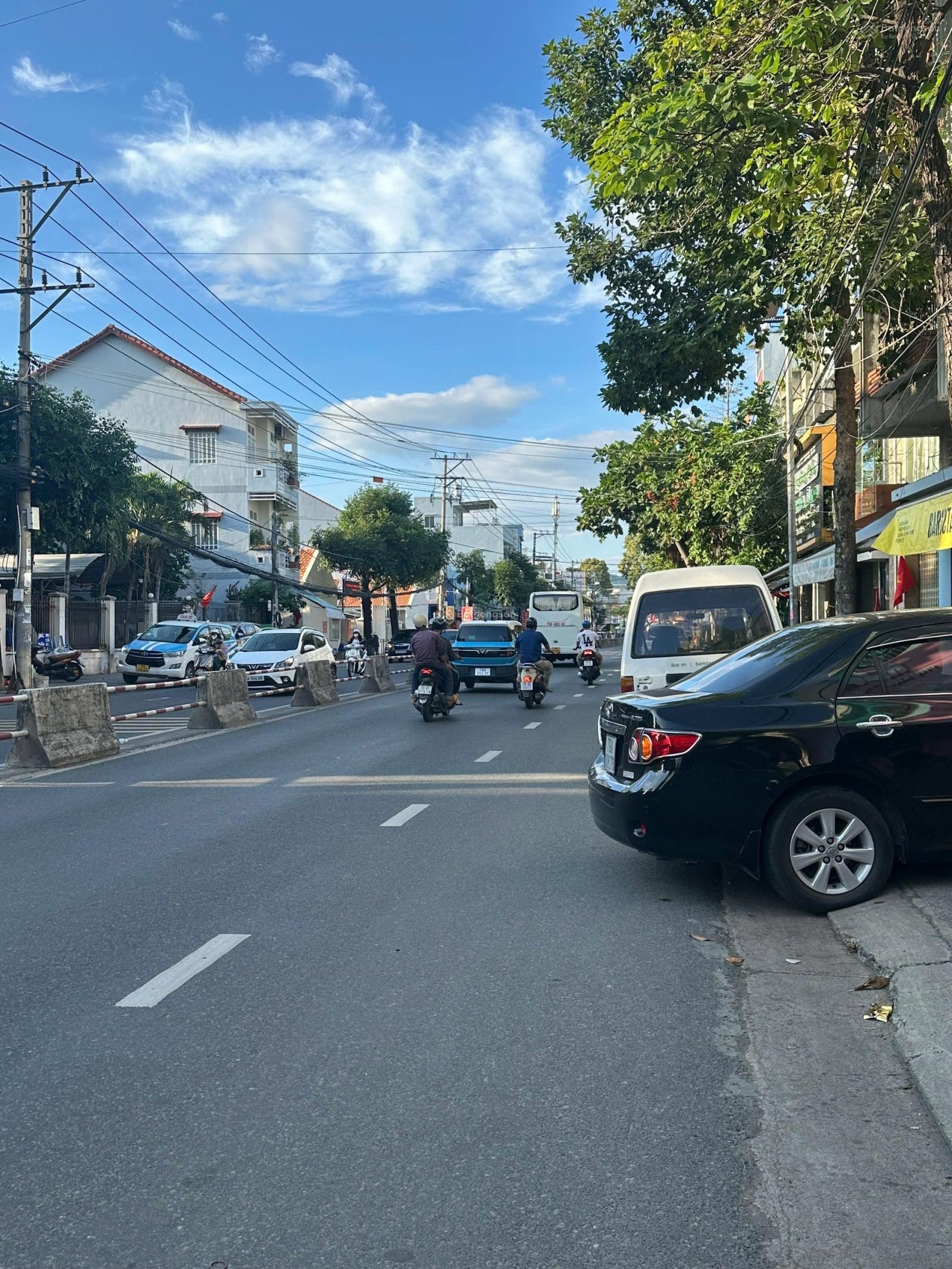 Bán Nhà Có Dãy Trọ Phước Hòa Nha Trang 107,6m² Thu Nhập Sẵn