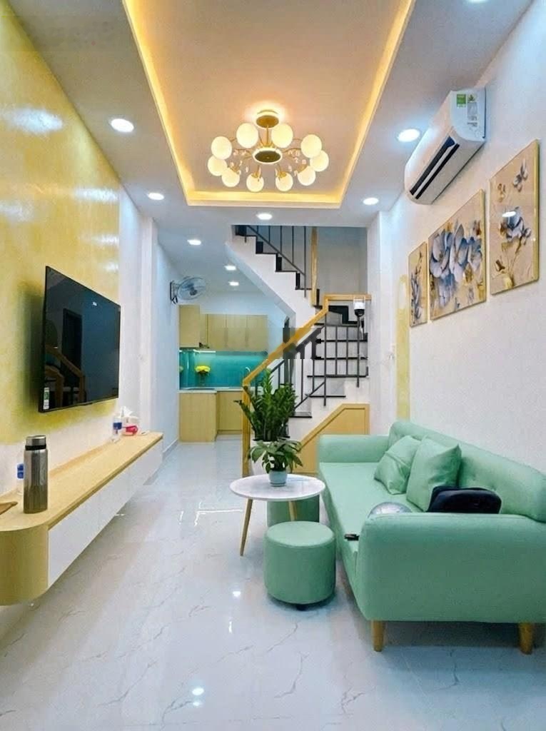 Siêu mẫu chân dài 29m2 Trung tâm Q3 - Hẻm 3 gác 20m ra mặt tiền -