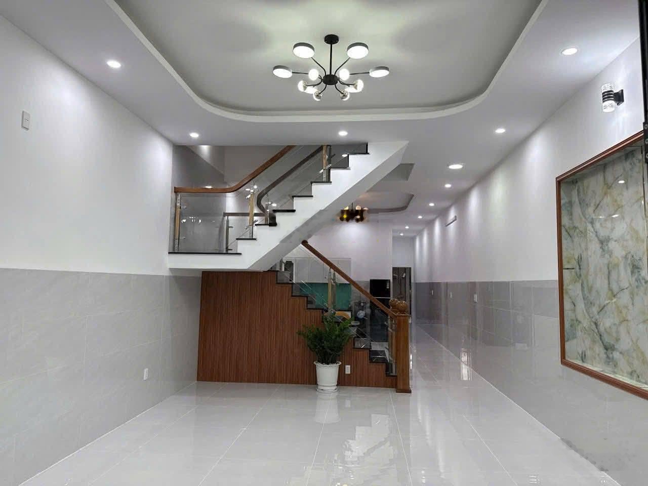 Nhà thừa kế cần bán nhanh trước tết 90 m2 gần bệnh viện nhi đồng 3 !