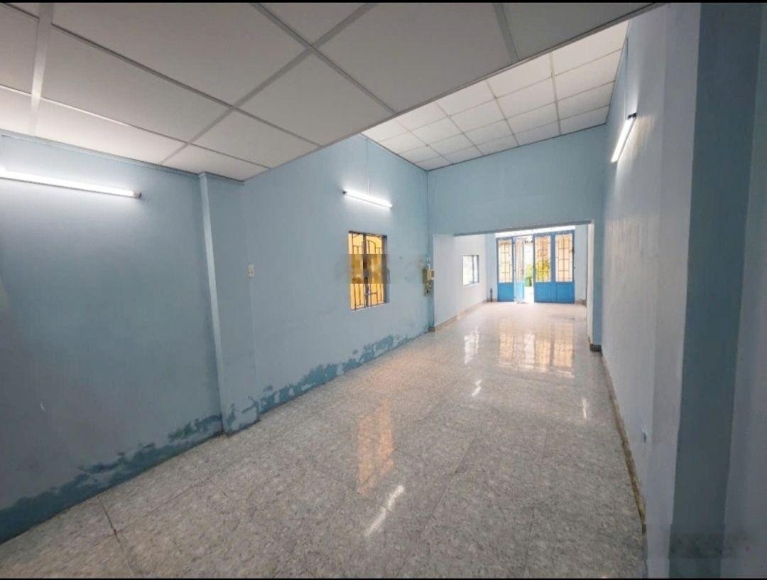 Bán nhà - gần chợ thạch đà- hẻm 6m - đang cho thuê - full tiện ích- 82 m2 - nở hậu - chỉ 5,5 tỷ.