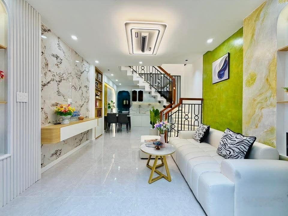 Bán căn nhà phố ,nhà đầy đủ nội thất