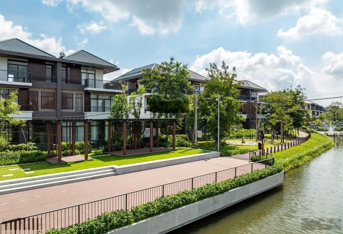 Bán nhanh biệt thự thự song lập ID Junction 120m2