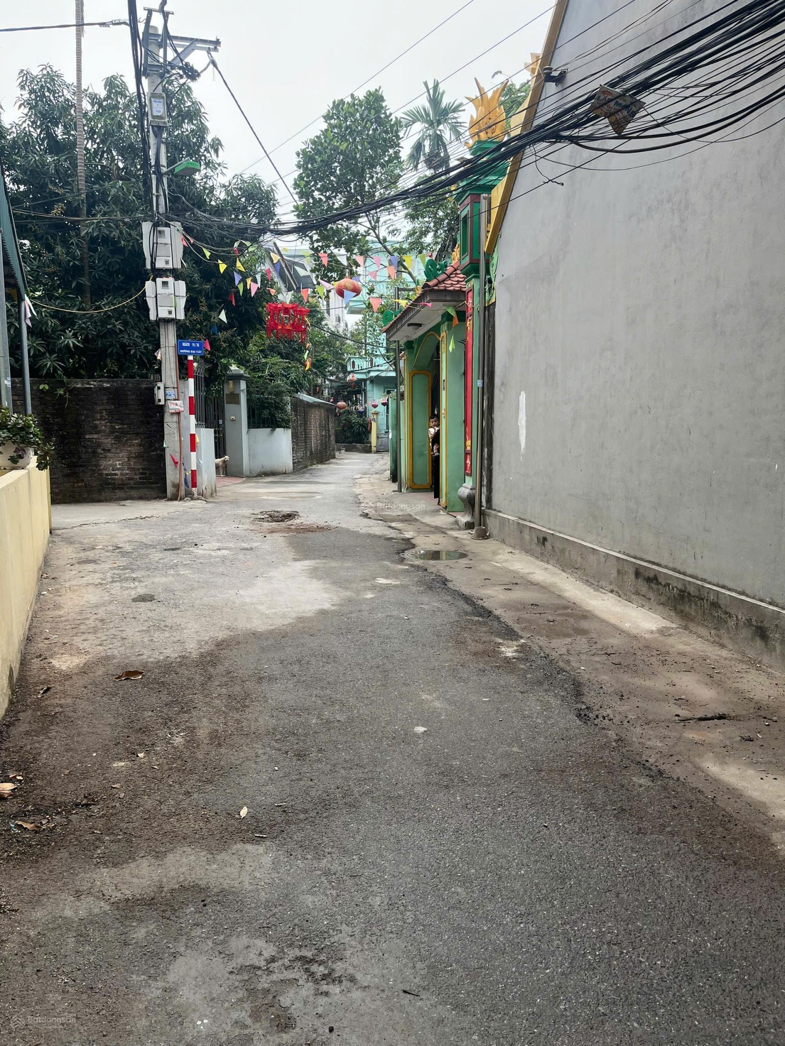 Còn xót căn nhà 5 tầng thang máy Đại Cát, Liên Mạc, ô tô 7 chỗ qua nhà, ở & cho thuê tốt!